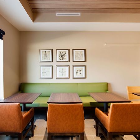 Country Inn & Suites By Radisson, Springfield Southeast Extérieur photo